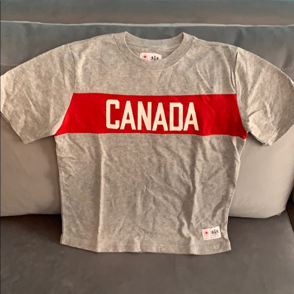 Kids Canada Olympic t-shirt 2/$12